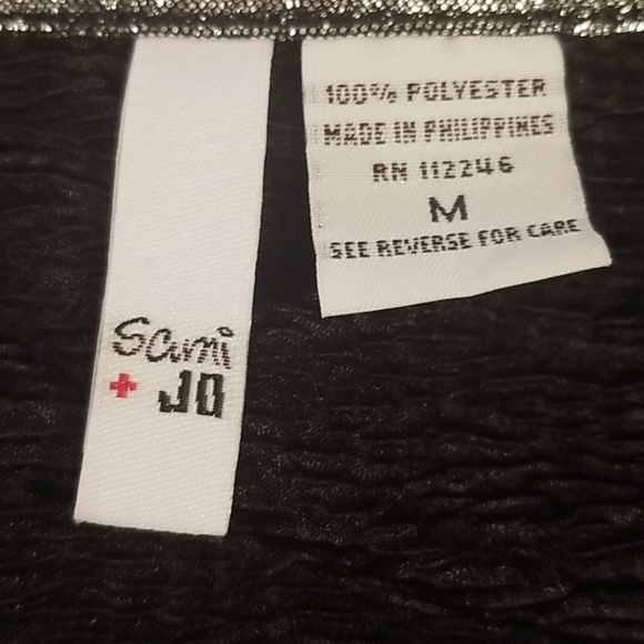 Silver Metallic Classy Top - Picture 5 of 7